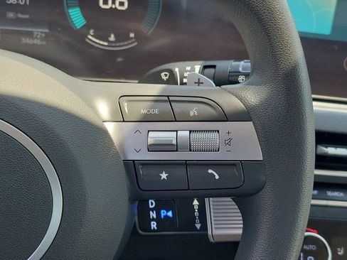 Used 2025 Hyundai Sonata SEL FWD image 8