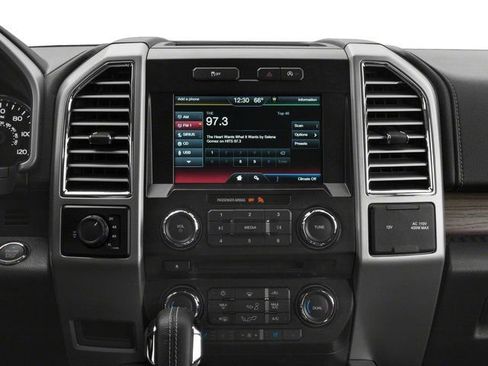 Used 2017 Ford F150 XL w/ Equipment Group 101A Mid image 10