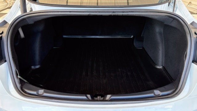 Used 2023 Tesla Model 3 Standard Range RWD image 4