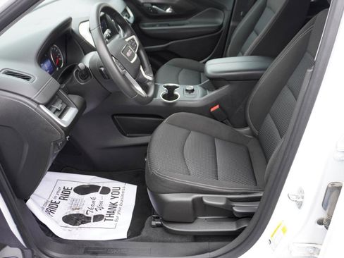 Used 2022 GMC Terrain SLE AWD/4WD image 17