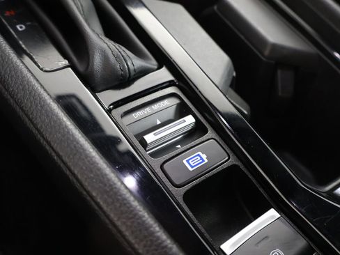 Used 2023 Honda Accord Sport image 48