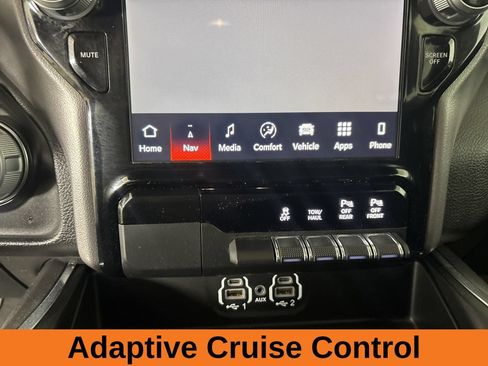 Used 2024 RAM 1500 Laramie AWD/4WD image 22