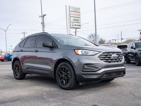 Used 2022 Ford Edge SE image 7