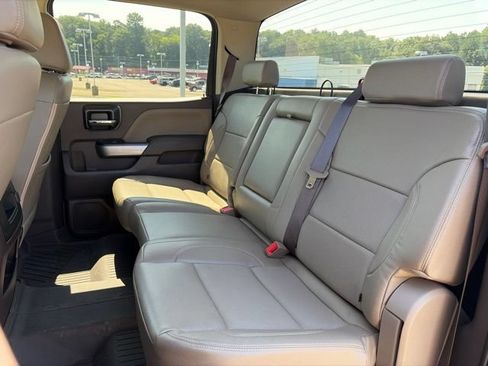 Used 2018 Chevrolet Silverado 1500 LT w/ All Star Edition AWD/4WD image 8