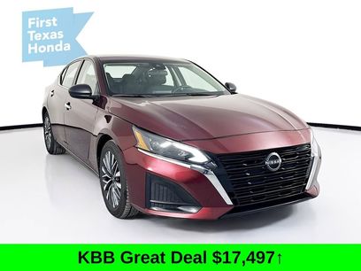 Used 2024 Nissan Altima 2.5 SV