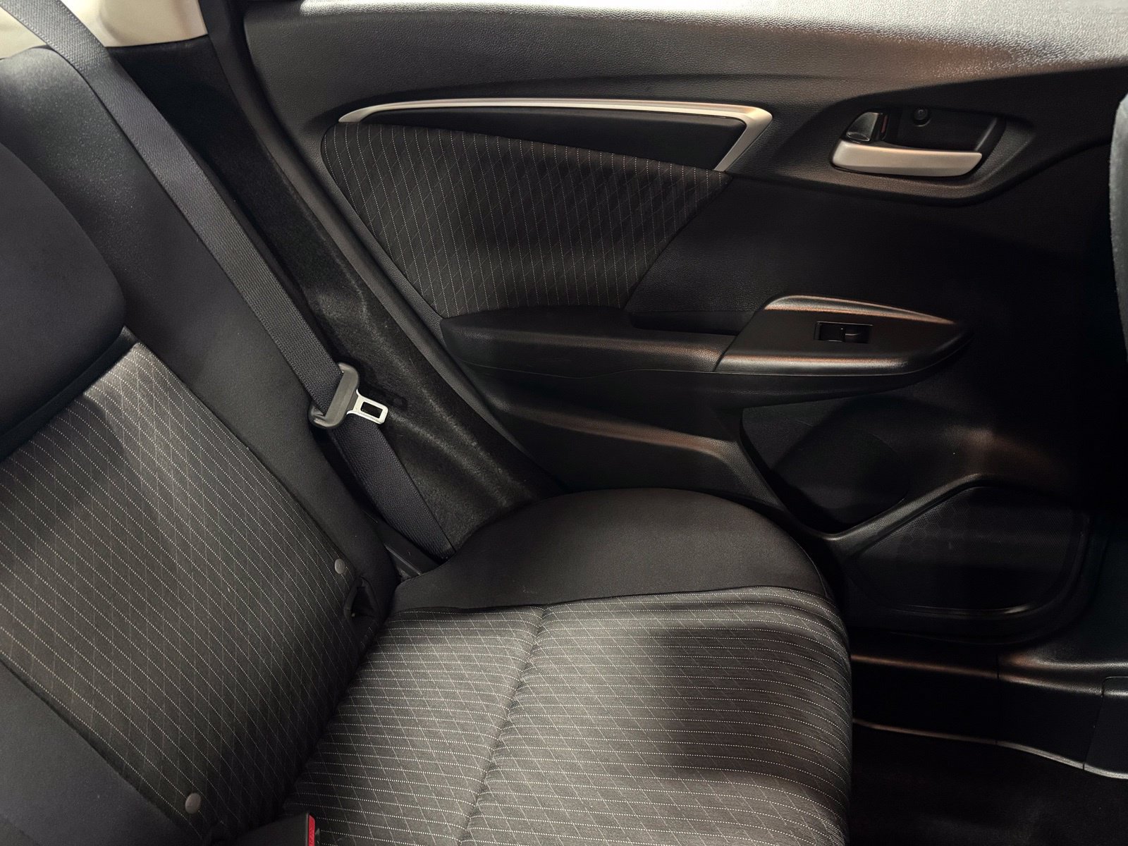 Used 2018 Honda Fit EX image 37