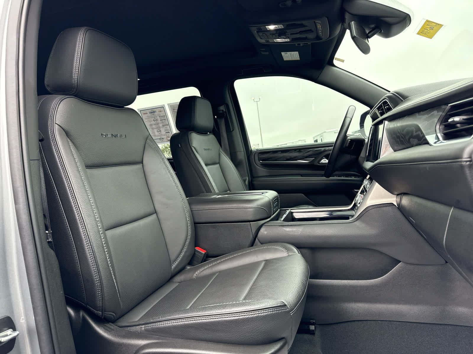 Certified 2023 GMC Yukon XL Denali AWD/4WD image 27