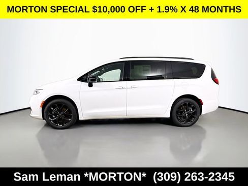 New 2026 Chrysler Pacifica Limited w/ S Appearance Package AWD/4WD image 4