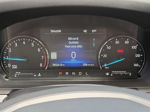 Used 2022 Ford Explorer XLT w/ Equipment Group 202A AWD/4WD image 11