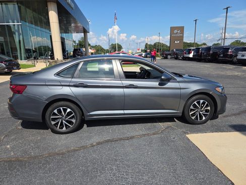 Used 2024 Volkswagen Jetta S FWD image 13