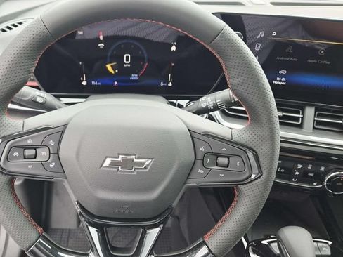 New 2026 Chevrolet Trax RS w/ Sunroof Package FWD image 16