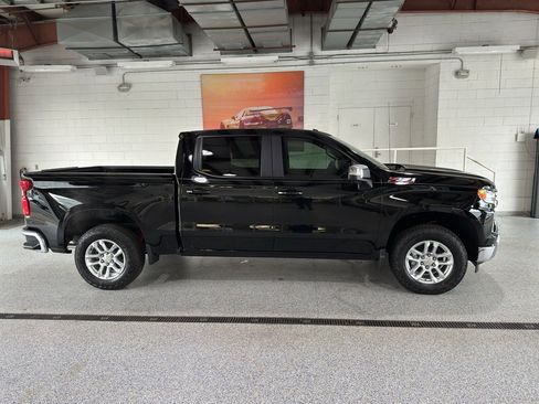 New 2026 Chevrolet Silverado 1500 LT w/ Z71 Off-Road Package image 2