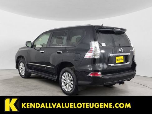 Used 2014 Lexus GX 460 w/ Premium Package AWD/4WD image 3
