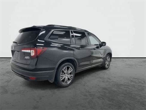 Certified 2022 Honda Pilot Sport image 4