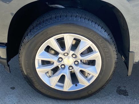 Used 2021 Chevrolet Silverado 1500 Custom image 22