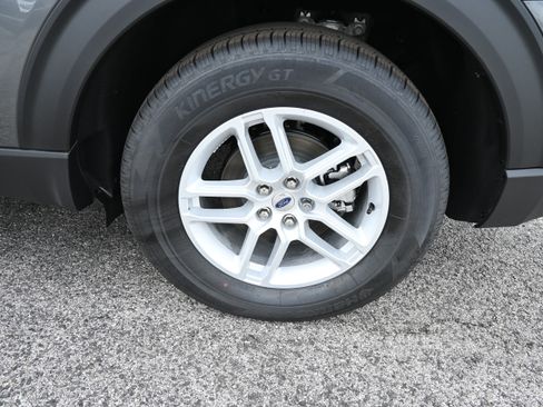 New 2026 Ford Explorer Active w/ Active Comfort Package RWD image 12