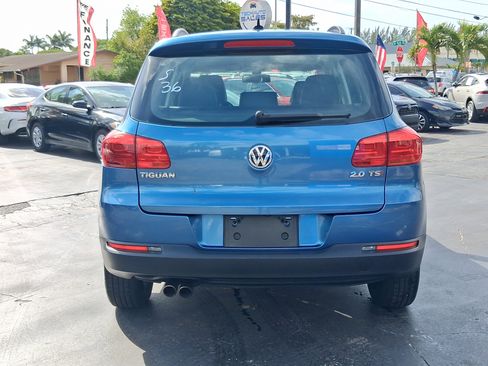 Used 2017 Volkswagen Tiguan S image 7