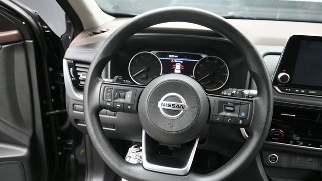 Used 2021 Nissan Rogue SV AWD/4WD image 23