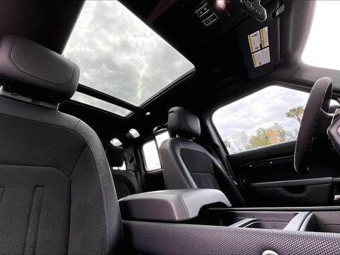 Certified 2024 Land Rover Defender 110 Carpathian Edition AWD/4WD image 22