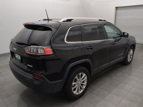 Used 2019 Jeep Cherokee Latitude w/ Popular Appearance Group FWD image 9