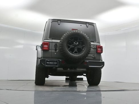 Used 2019 Jeep Wrangler Unlimited Sahara w/ Quick Order Package 24M Moab AWD/4WD image 46