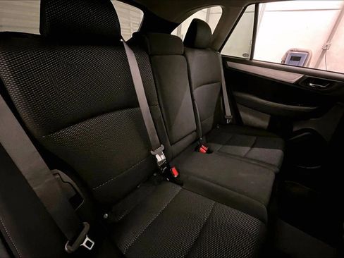 Used 2019 Subaru Outback 2.5i Premium image 26