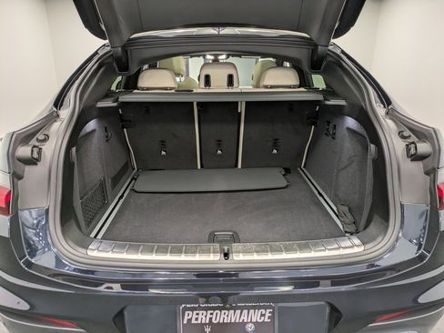 Used 2021 BMW X4 xDrive30i w/ Executive Package image 24