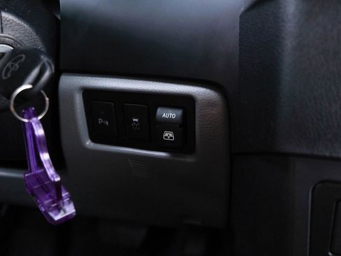 Used 2018 Toyota Sequoia Limited image 43