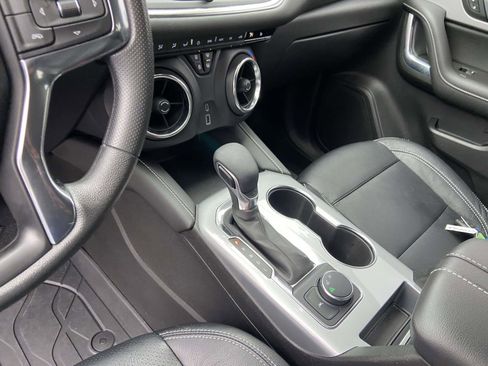 Certified 2025 Chevrolet Blazer LT image 11