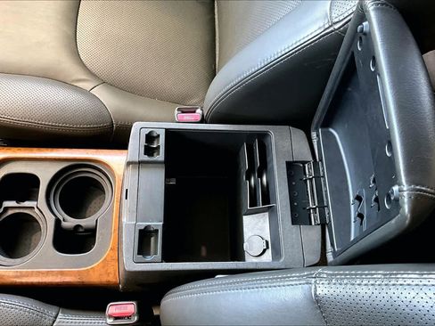 Used 2005 Nissan Pathfinder LE RWD image 34