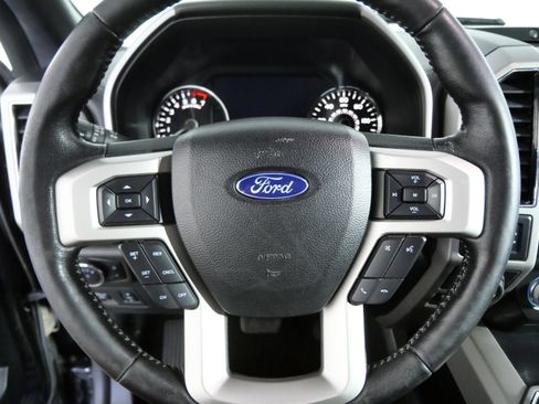 Used 2018 Ford F150 Lariat w/ Equipment Group 502A Luxury AWD/4WD image 22