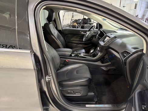 Used 2018 Ford Edge Titanium w/ Equipment Group 301A image 14
