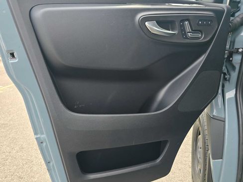 Used 2024 Mercedes-Benz Sprinter 2500 image 19