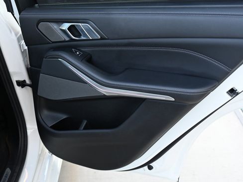 Certified 2023 BMW X5 xDrive40i w/ Executive Package image 20