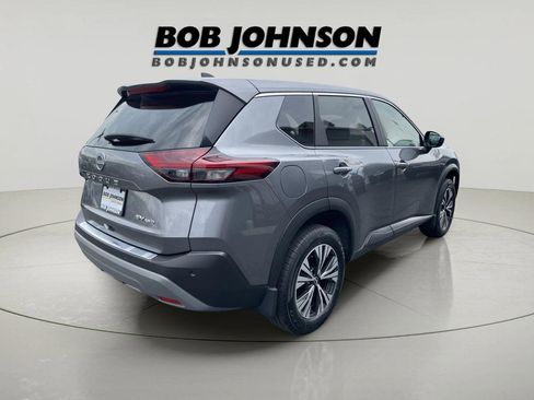 Used 2023 Nissan Rogue SV AWD/4WD image 3