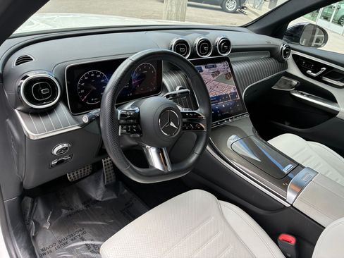 Used 2023 Mercedes-Benz GLC 300 4MATIC image 14