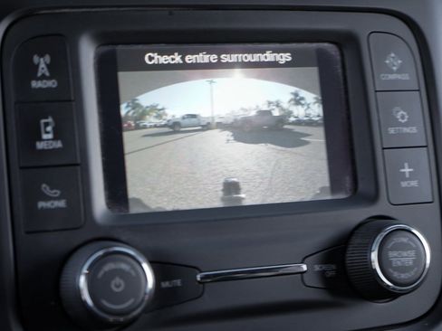 Used 2022 RAM 5500 Tradesman w/ Chrome Appearance Group image 32