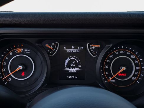 Used 2024 Jeep Wrangler Sport AWD/4WD image 22