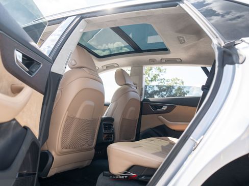 Used 2019 Audi Q8 Prestige AWD/4WD image 21