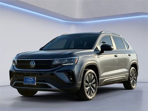Used 2023 Volkswagen Taos S image 7