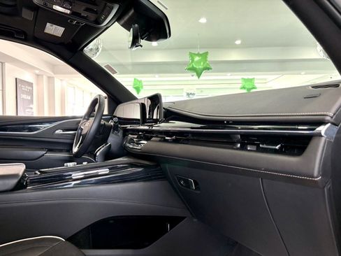 Used 2023 Cadillac Escalade Sport image 17