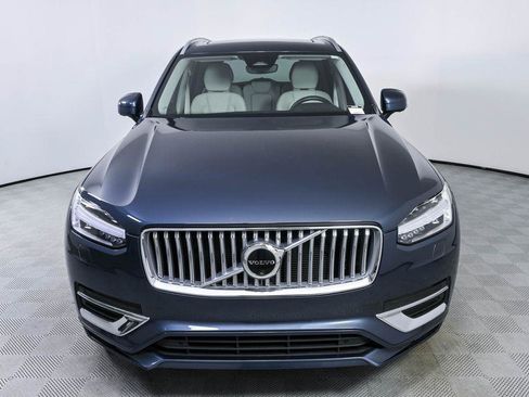 Certified 2024 Volvo XC90 B5 Plus w/ Protection Package Premier AWD/4WD image 38