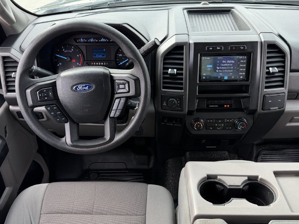 Used 2018 Ford F250 XL w/ STX Appearance Package AWD/4WD image 14