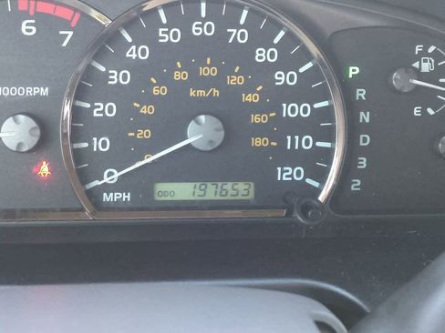 Used 2007 Toyota Sequoia SR5 image 23