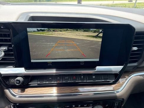 Used 2023 Chevrolet Silverado 1500 LT RWD image 31