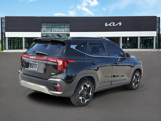 Certified 2024 Kia Seltos EX AWD/4WD image 4