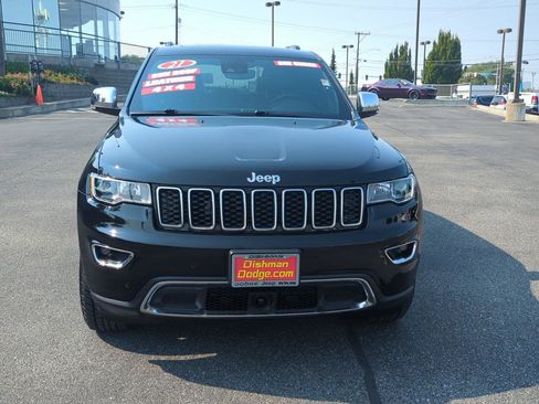 Used 2021 Jeep Grand Cherokee Limited image 2