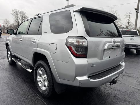 Used 2021 Toyota 4Runner SR5 Premium w/ Moonroof Package image 5