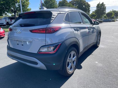 Used 2023 Hyundai Kona SEL FWD image 2