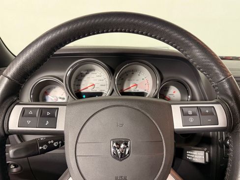 Used 2009 Dodge Challenger SRT8 w/ SRT Option Group II RWD image 30